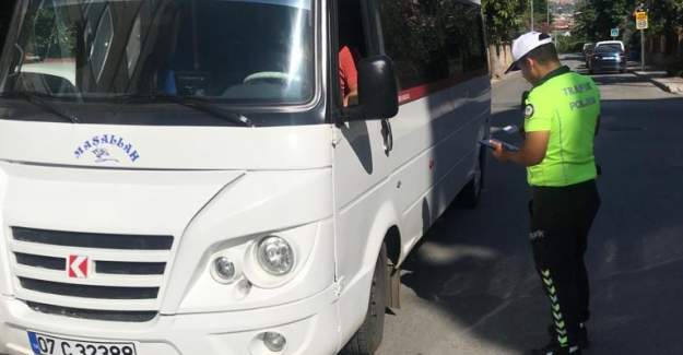 Okul Çevrelerinde Bulunan Parklar İnternet kafeler,Çay Ocakları ile Servis Araçlarına Yönelik Güvenlik Uygulamaları Yapıldı