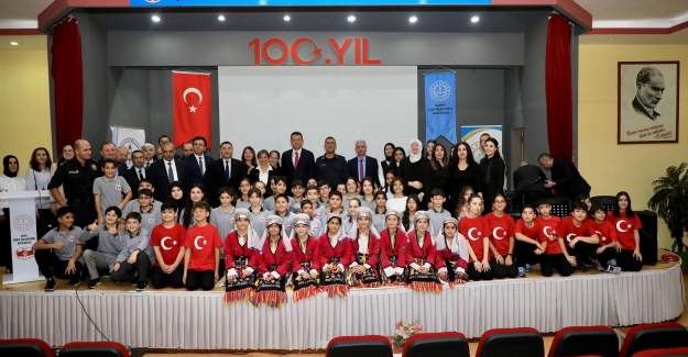 24 KASIM ÖĞRETMENLER GÜNÜ KUTLAMA PROGRAMI DÜZENLENDİ