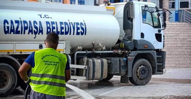 Gazipaşa Belediyesi'nden Okullarda Temizlik ve Bakım Çalışması