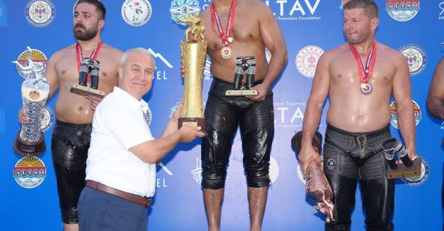 Başkan Özçelik’ten Gökbel Festivali Mesajı “Birlik Ve Beraberlik İçinde Başarıyla Tamamladık”