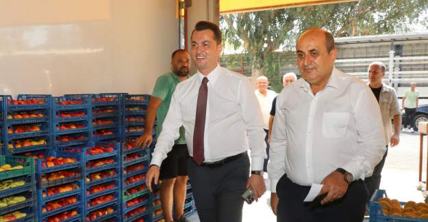 Kaymakam Öztürk’ten Hal Esnafına Ziyaret