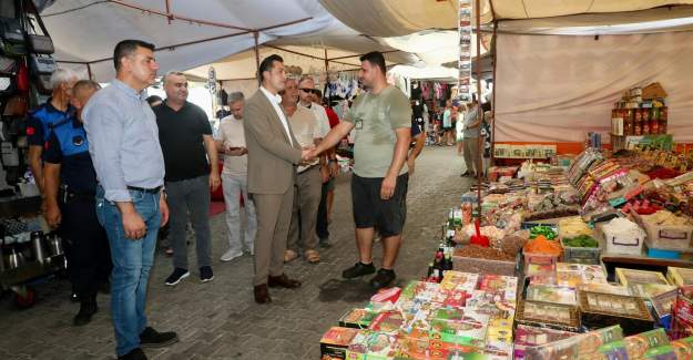 Kaymakam Öztürk’ten Oba Pazarı’na Ziyaret