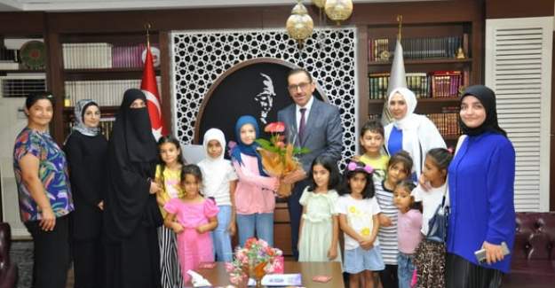Kuran Kursu Öğrencilerinden Müftü Seven'e Hayırlı Olsun Ziyareti