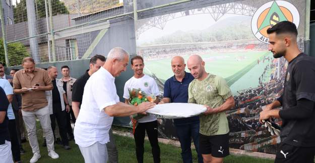 Alanya Protokolünden Alanyaspor’a Destek Ziyareti