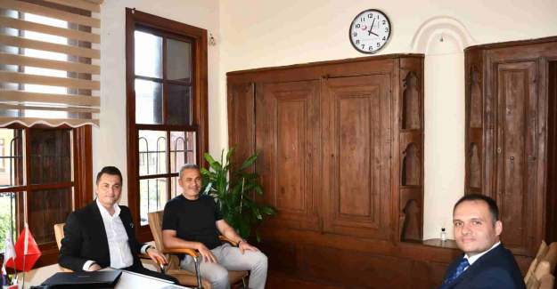 Kaymakam Öztürk’ten Göç İdaresi’ne Ziyaret