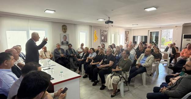 Başkan Özçelik, CHP Teşkilatıyla Bir Araya Geldi