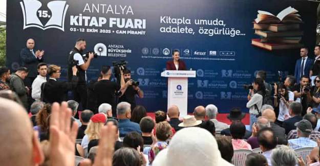 Antalya Kitap Fuarı Kapılarını Açtı