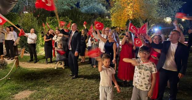 ALSiAD’dan Cumhuriyet’in 102. Yılına Özel Coşkulu Kutlama