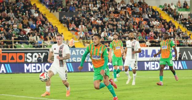 Alanyaspor Evinde Gaziantep FK ile Golsüz Berabere Kaldı