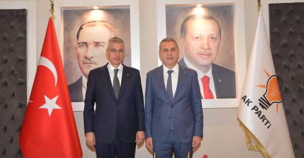 Bakan Memişoğlu AK Parti Teşkilatını Ziyaret Etti