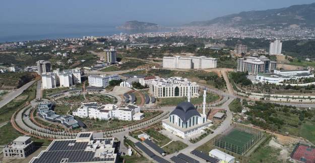 ALKÜ’den ÜNİDES Başarısı: 7 Proje Kabul Edildi
