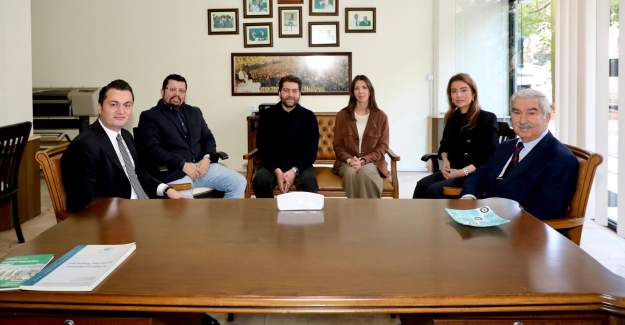 Kaymakam Öztürk’ten Eski Milletvekili Ve Belediye Başkanı Cengiz Aydoğan’a Ziyaret
