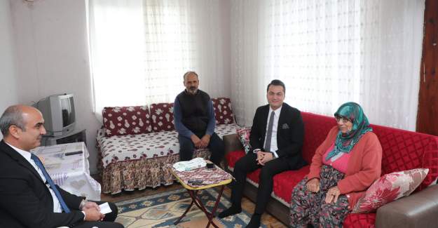 Kaymakam Öztürk Sahada: Hanelerden Pazara Gönül Köprüleri