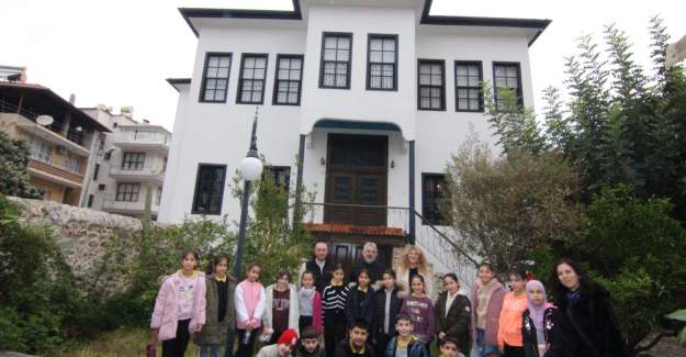 Alanya’nın Hafızasını Yaşatan Adres: Hüseyin Azakoğlu Kent Belleği Merkezi