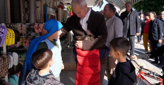 Alanya Belediye Başkanı Osman Tarık Özçelik Avsallar’da Sahaya İndi