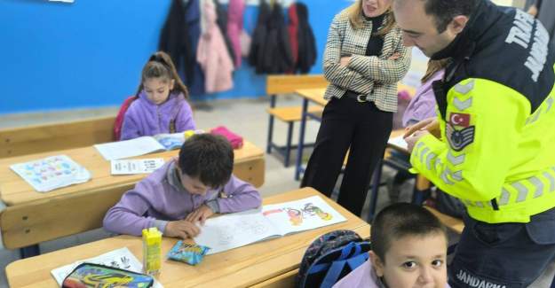 Jandarmadan Öğrencilere Trafik Eğitimi