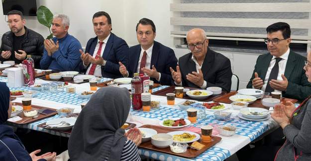 Kaymakam Öztürk Gençlerle İftarda Buluştu!