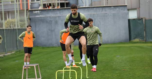 Alanyaspor Beşiktaş Mesaisinde