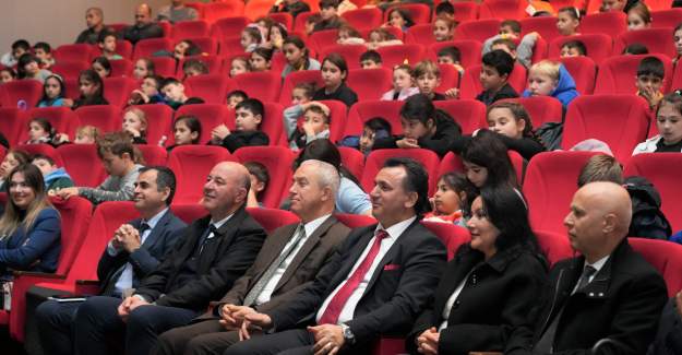 Dağ Padişahı Okuyucuyla Buluştu : Başkan Özçelik Masalı Tanıttı