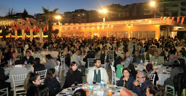 Belediye Ailesi İftarda Buluştu