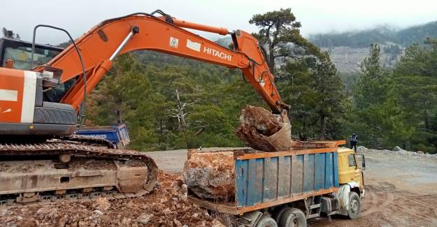 Taşatan Yolu Kurtarılıyor