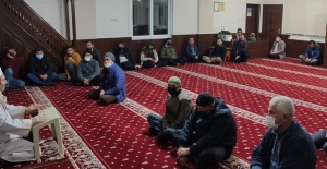 Gülevşen Cami'nde Cuma Sohbetleri Düzenleniyor