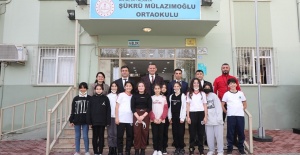 Kaymakam Ürkmezer Şükrü Mülazımoğlu Ortaokulunu Ziyaret Etti