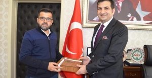 Alkod'dan Başhekim Vekili Mustafa Etli'ye Ziyaret