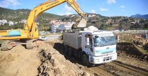 Merkezde 30 Metrelik İmar Yolunda Çalışmalar Devam Ediyor