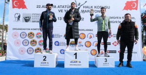 22.Alanya Atatürk Halk Koşusu ve Yarı Maratonu Yapıldı