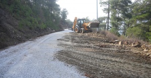 Gümüşkavak Yolu'nda Oluşan Heyelanın İzleri Silindi