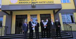 Kaymakam Ürkmezer  Nebahat Şifa Anadolu İmam Hatip Lisesi ve Ortaokulunu Ziyaret Etti