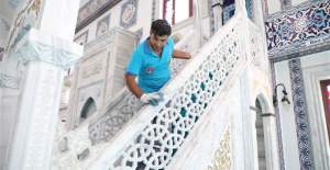 Camilerde Ramazan Temizliği