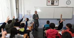Depremden Etkilenen Öğrencileri İzleme Grubu Oluşturdu