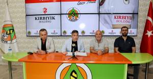 Alanyaspor'un Forma kol sponsoru Kırbıyık Holding Oldu