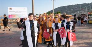 Alanya'da Uluslararası Halk Dansları ve Müzik Festivali Coşkusu