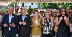 Antalya, Eski Belediye Başkanını Uğurladı