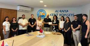 Lösev’den Alanya Kent Konseyi’ne Teşekkür Ziyareti