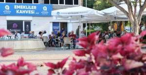 Büyükşehir Belediyesi Emeklileri Unutmuyor: Alanya Emekli Kahvesi’ne Tam Not