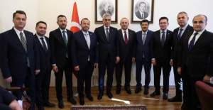 Bakan Memişoğlu AK Parti Teşkilatını Ziyaret Etti