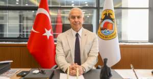 BAŞKAN ÖZÇELİK 24 KASIM ÖĞRETMENLER GÜNÜ’NÜ KUTLADI