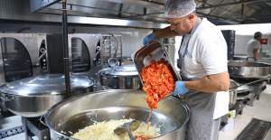 Alanya Aşevi Yine Gönülleri Isıttı