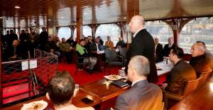 Çavuşoğlu Barınak Sorunlarını Dinledi