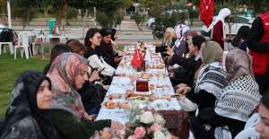 ALKÜ'den Öğrencilere İftar Sofrası