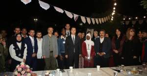 Kaymakam Öztürk Gençlerle İftarda